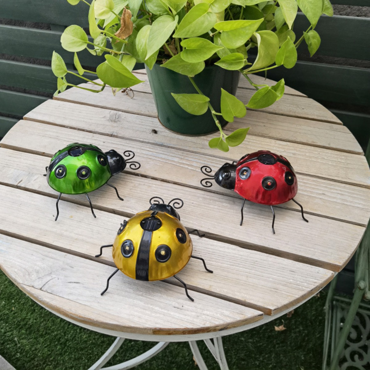 New Solar Iron Art Ladybug Cre - Art Craft Ladybug ulasan dan harga